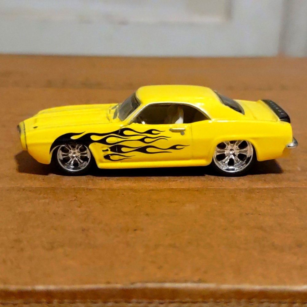 Maisto All Stars Red 1969 Pontiac Firebird